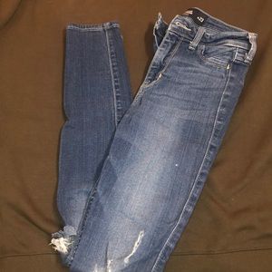 Hollister jeans , size 00